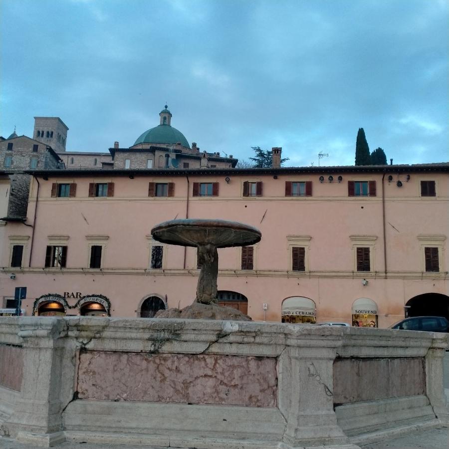 Appartamenti Santa Chiara Assisi Exterior foto