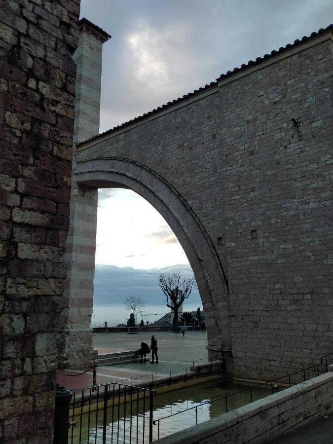 Appartamenti Santa Chiara Assisi Exterior foto