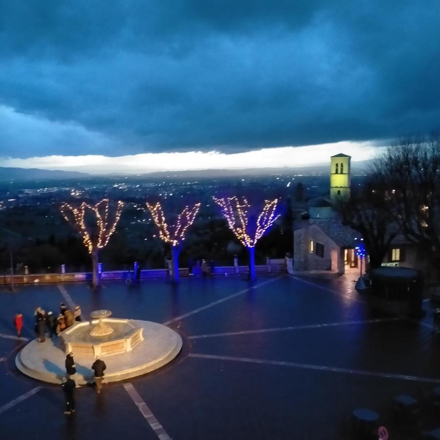 Appartamenti Santa Chiara Assisi Exterior foto